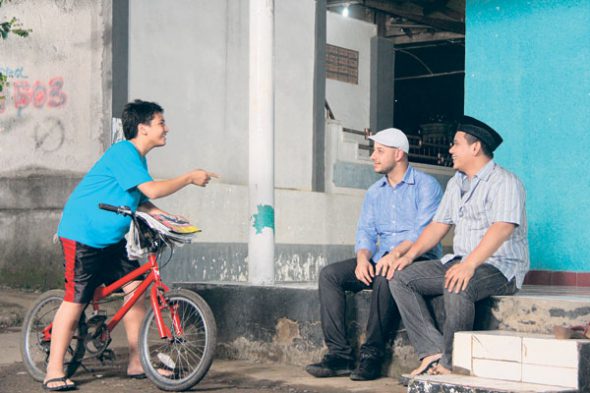 Walaupun kali pertama berlakon, Maher Zain berjaya menampilkan gaya lakonan bersahaja dengan baik sekali.
